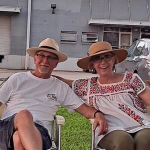 Meet your Posher, Larry